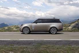 Range Rover Sports side view